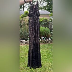 Women’s R&M gown size 12 NWT